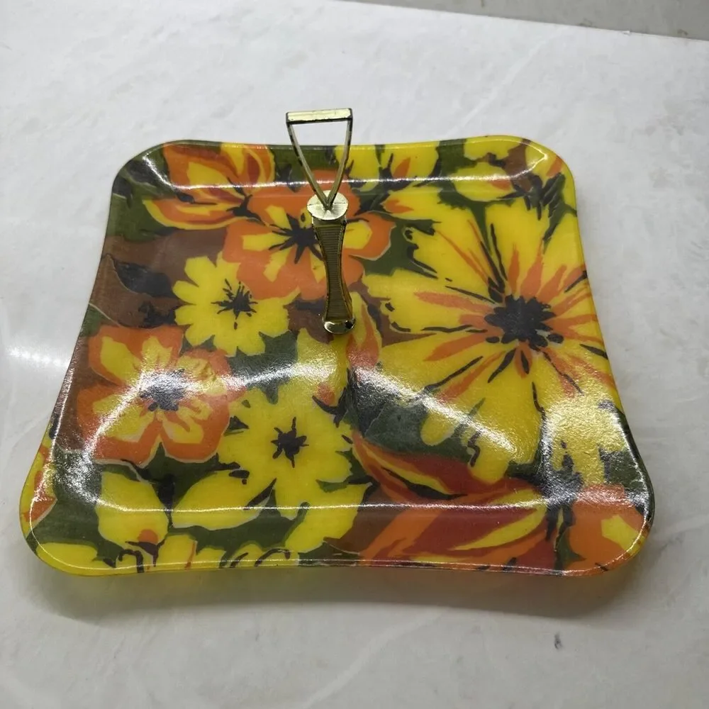 Quaker Fashion Flair Flower Power Fiberglass Serving Tray & Bowl Set Vintage MCM